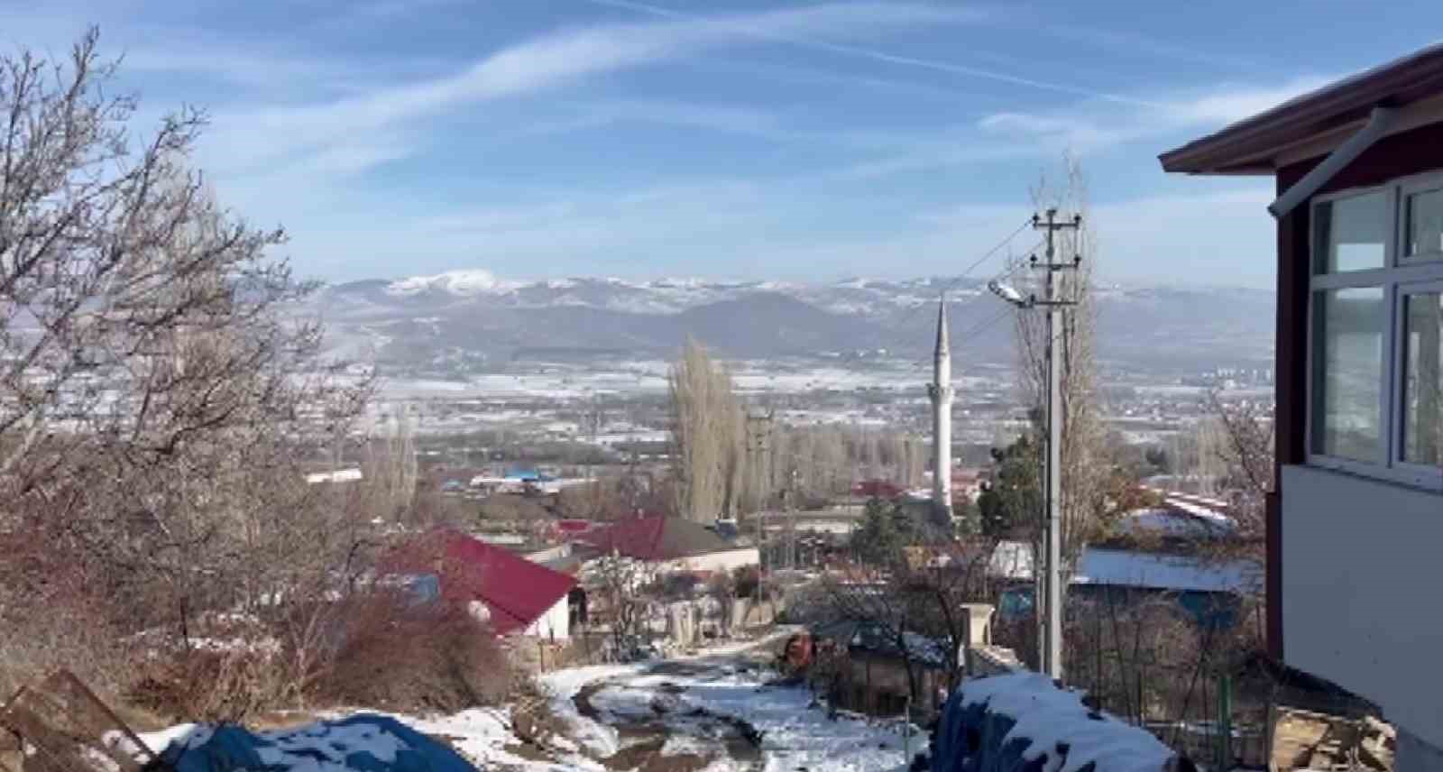 Kış uykusuna yatmayan ayıya böyle seslendi: "Kocaoğlan git yerinde yat, uyu"
