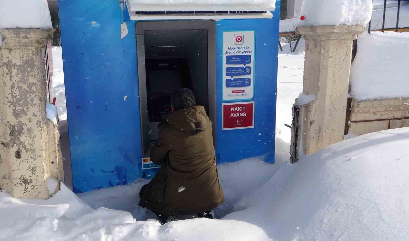 Kışın en sert yüzü Bitlis’te
