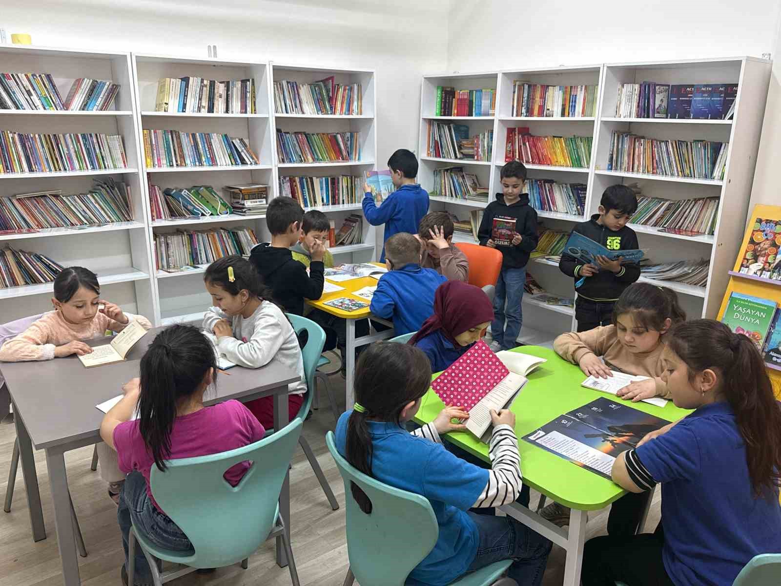 Kitapla büyüyen nesiller için Samsun’da seferberlik: Kütüphaneler Haftası dolu dolu geçti
