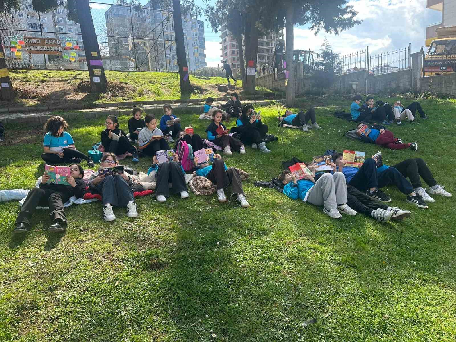 Kitapla büyüyen nesiller için Samsun’da seferberlik: Kütüphaneler Haftası dolu dolu geçti
