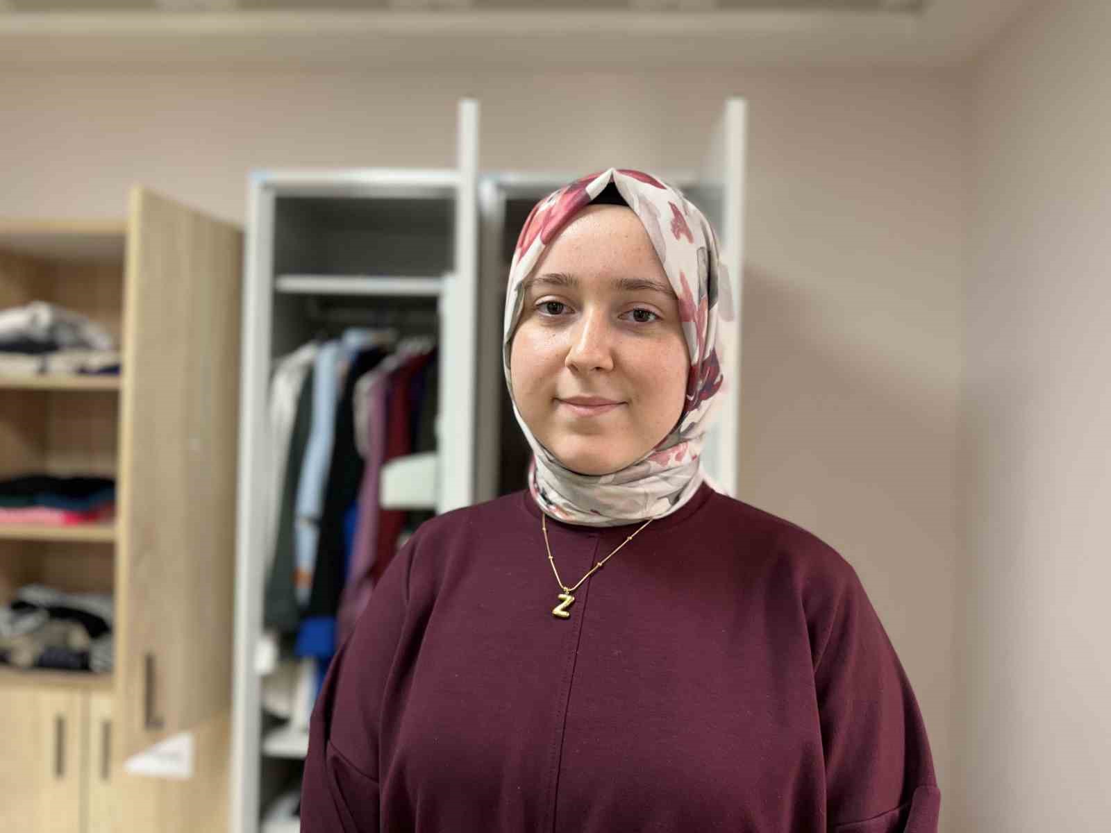 Kız öğrencilerden gönülleri ısıtan proje
