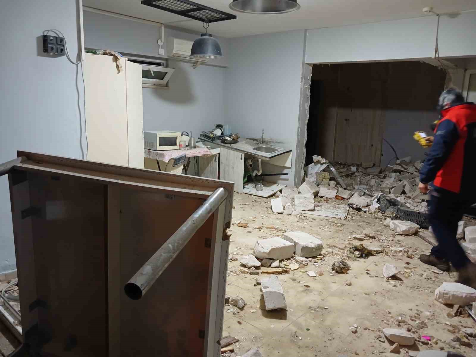 Kız yurdunda korkutan patlama: Öğrenciler otele yerleştirildi
