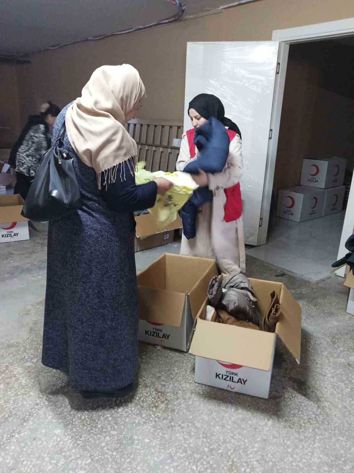 Kızılay Artuklu Şubesi Ramazan faaliyetlerini açıkladı
Kızılay Artuklu Şubesi Ramazan faaliyetlerini açıkladı