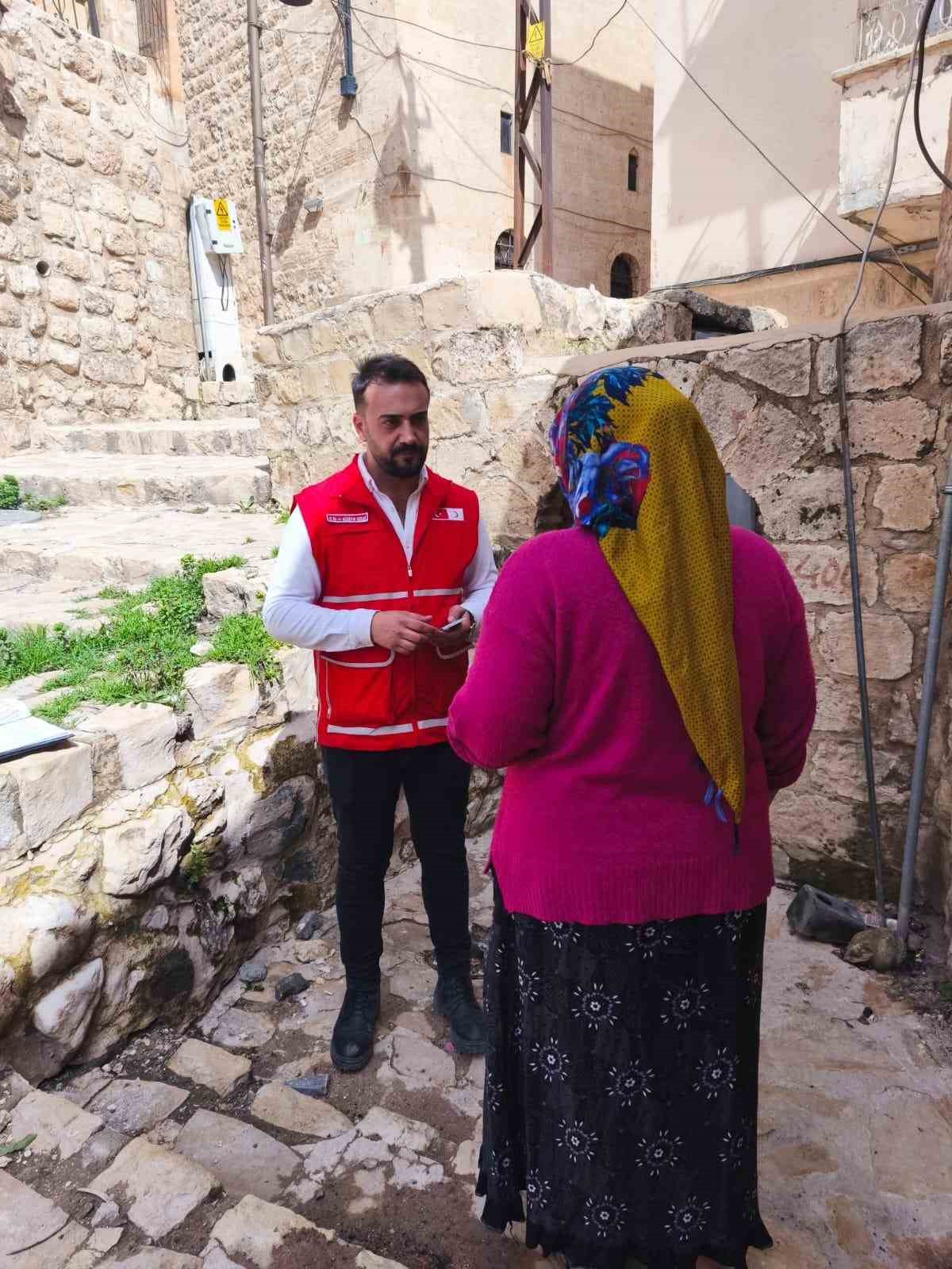 Kızılay Artuklu Şubesi Ramazan faaliyetlerini açıkladı
Kızılay Artuklu Şubesi Ramazan faaliyetlerini açıkladı