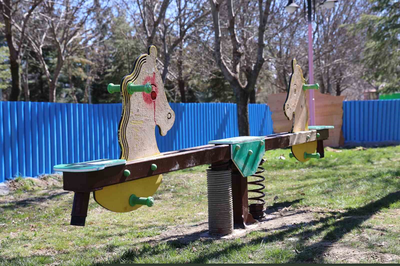 Kızının atlı terapideki dönüşümü Türkiye’de ilke imza attırdı
