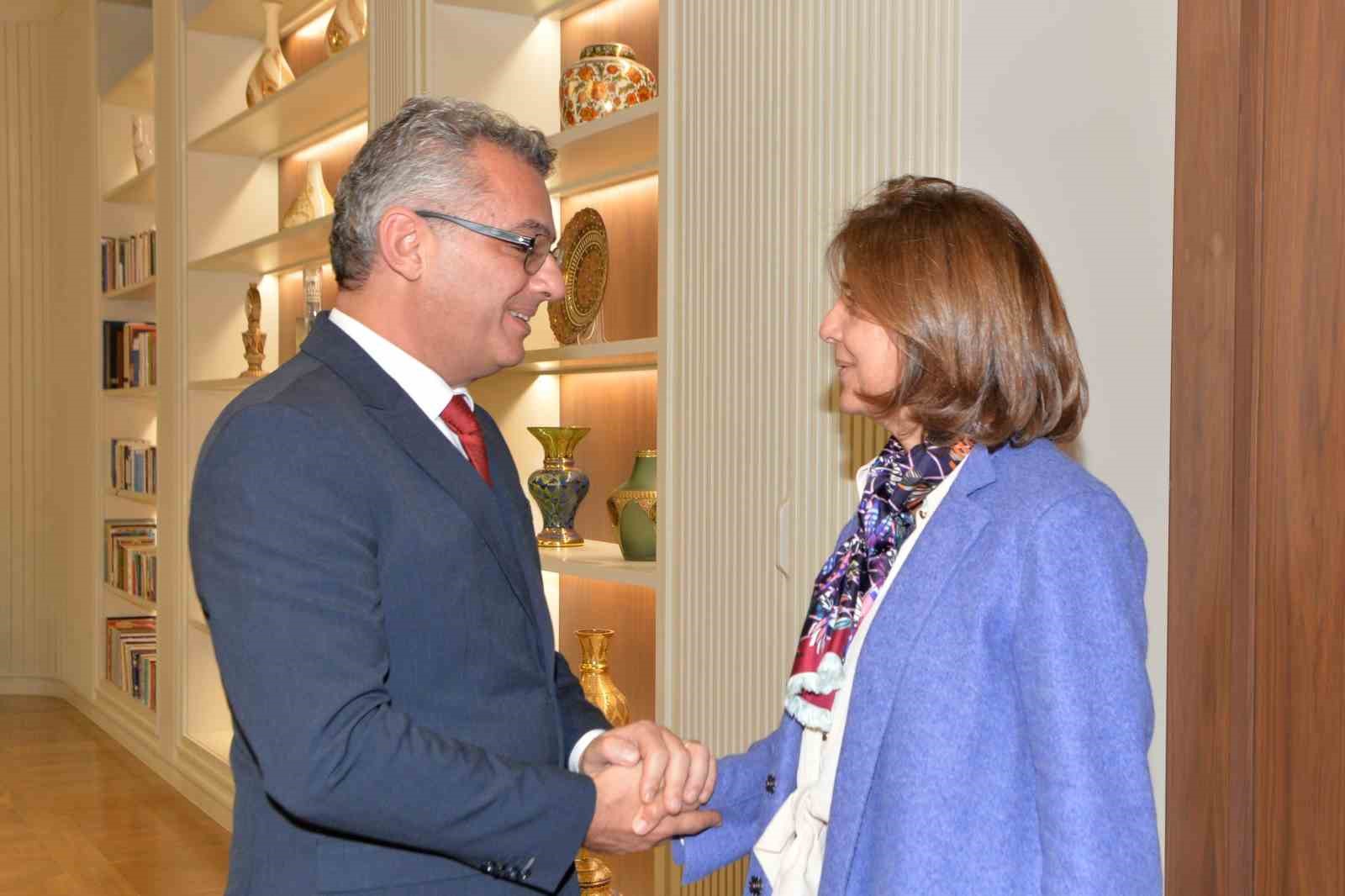 KKTC Cumhurbaşkanı Tufan Erhürman, Holguin ile görüştü
