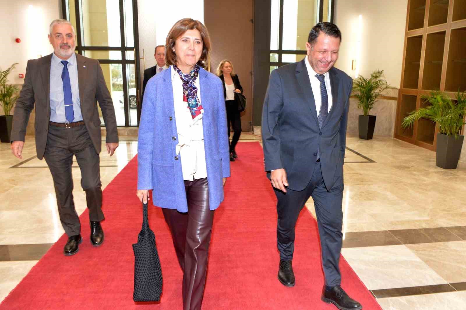 KKTC Cumhurbaşkanı Tufan Erhürman, Holguin ile görüştü
