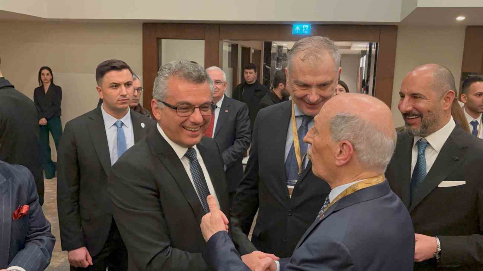 KKTC Cumhurbaşkanı Tufan Erhürman "Kıbrıs Rum liderliği iktidarı bu adadaki zenginlikleri Kıbrıslı Türklerle paylaşmak istemiyor"
