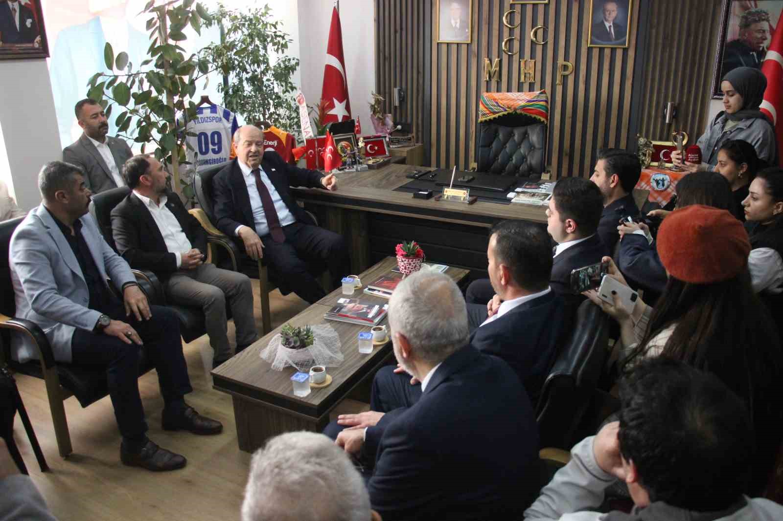 KKTC’nin 5’inci Cumhurbaşkanı Tatar Menderes ve Zorlu’yu andı: "Onların eseri unutulmaz"
