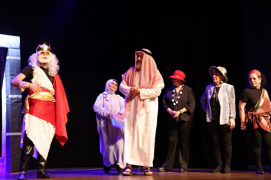 KO-MEK kursiyerlerinden teknoloji bağımlılığına mizahi eleştiri
