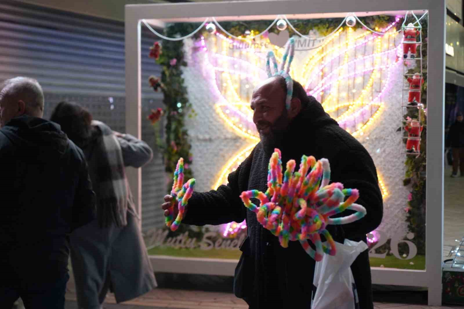 Kocaeli 2026’ya coşkuyla girdi: Sokaklar ışıltı ve neşeyle doldu
