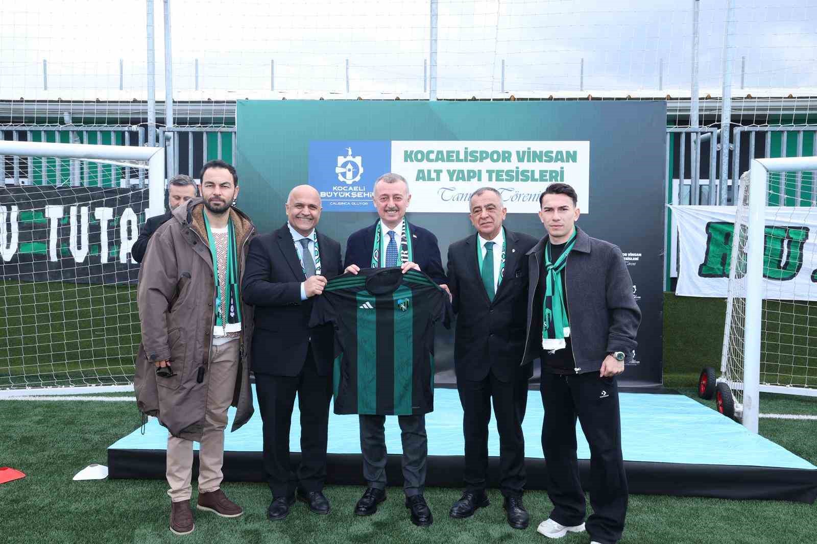 Kocaeli Büyükşehir’den Kocaelispor’a altyapı yatırımı
