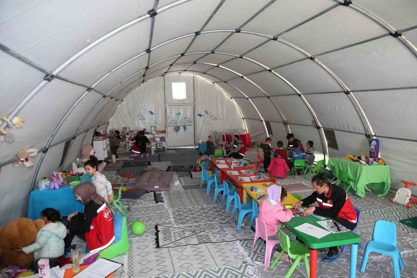 Kocaeli Büyükşehir’in afet bölgesindeki 3 yıllık "dayanışma" raporu
