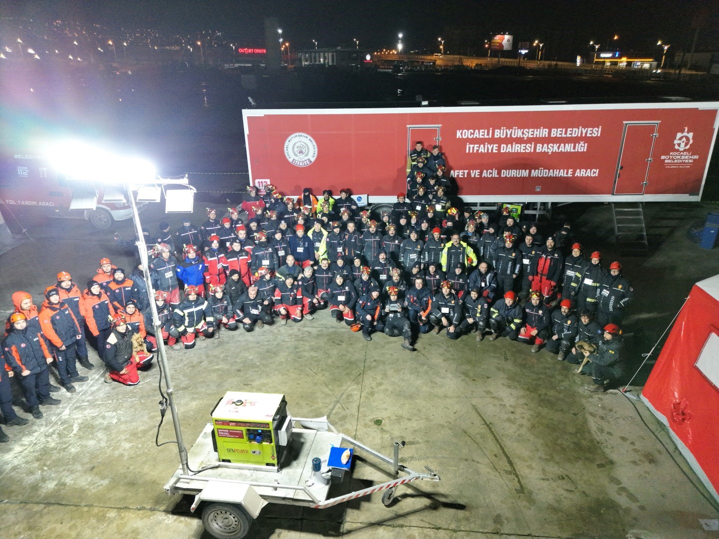 Kocaeli İtfaiyesi, AFAD’ın en üst düzey arama kurtarma akreditasyonunu aldı
Kocaeli İtfaiyesi, AFAD’ın en üst düzey arama kurtarma akreditasyonunu aldı