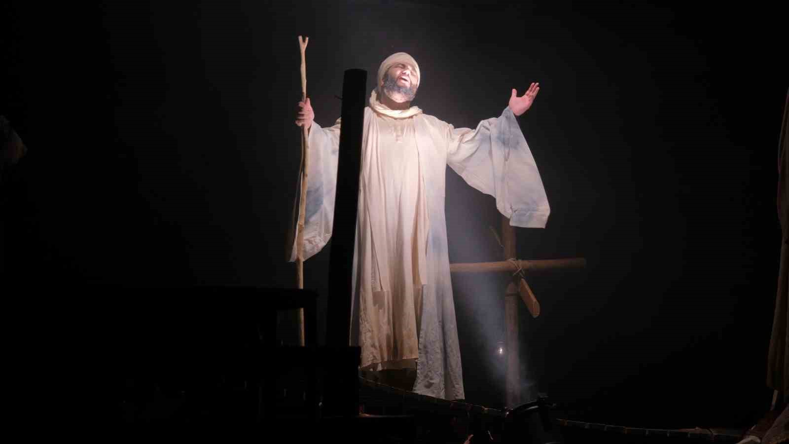 Kocaeli Şehir Tiyatroları, İnegöl Tiyatro Festivali’nde sahne aldı
