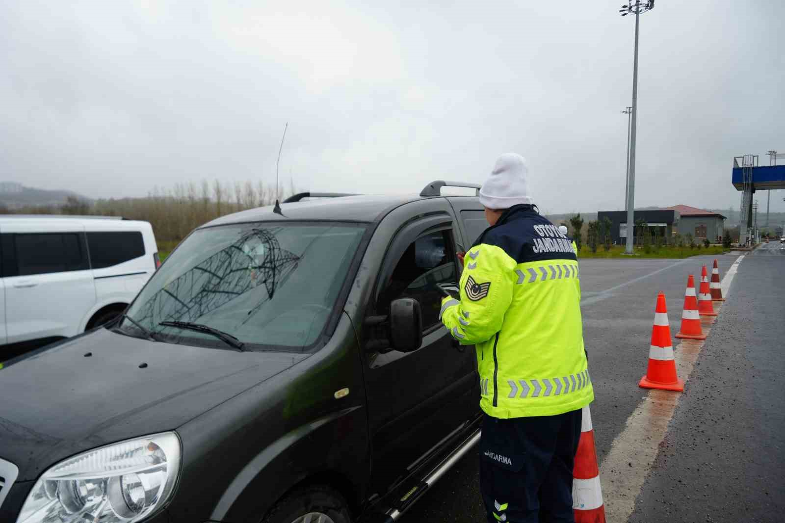 Kocaeli Valisi Aktaş: "Vatandaşlarımıza hiçbir şekilde radar tuzağı kurulmayacaktır"
