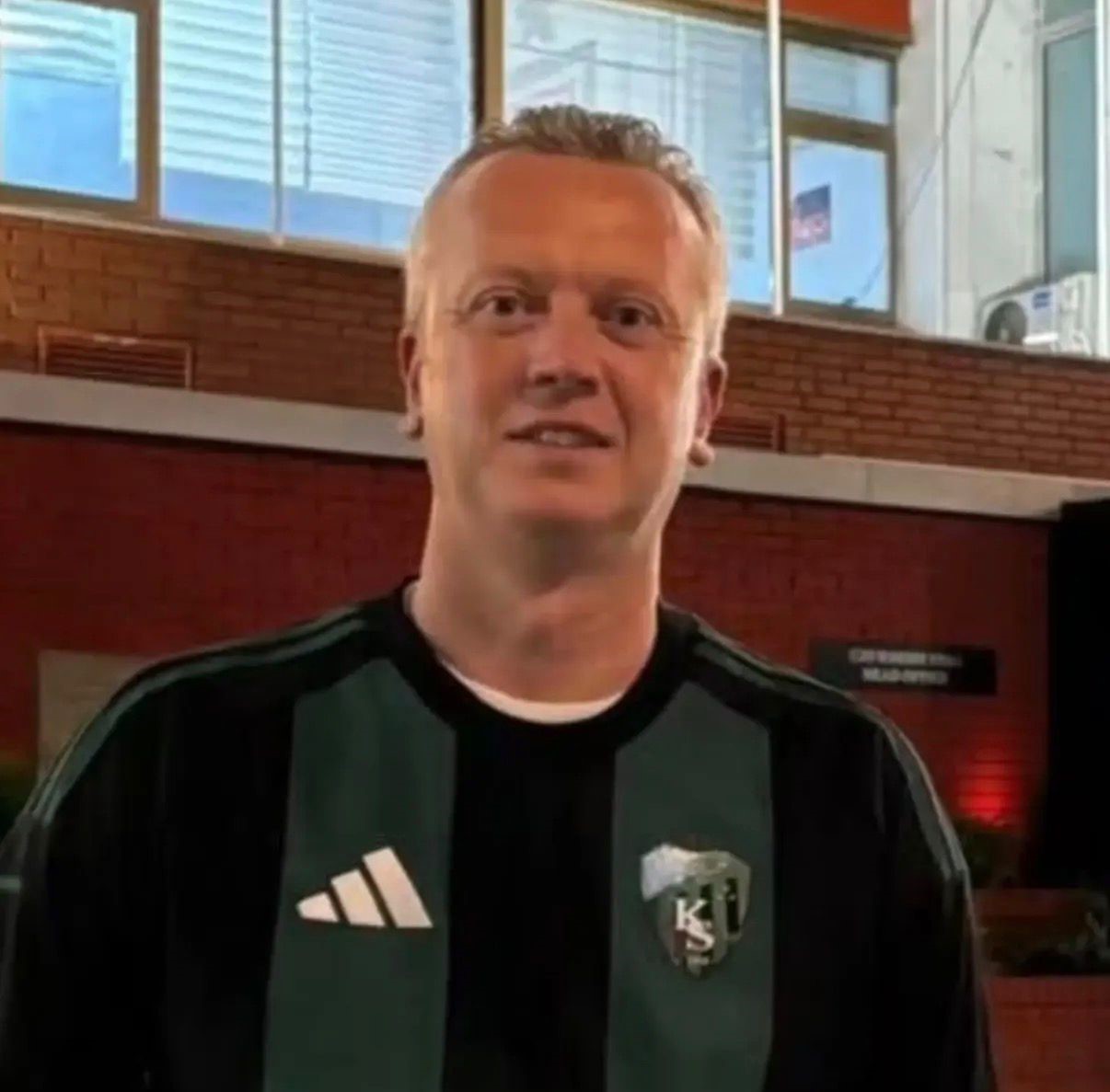 Kocaeli’de 3 kişinin öldüğü silahlı saldırıya ilişkin 9 şüpheli adliyede
