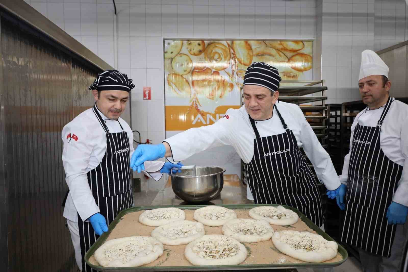 Kocaeli’de Halk Ekmek büfelerinde Ramazan pidesi 20 liradan satılacak
