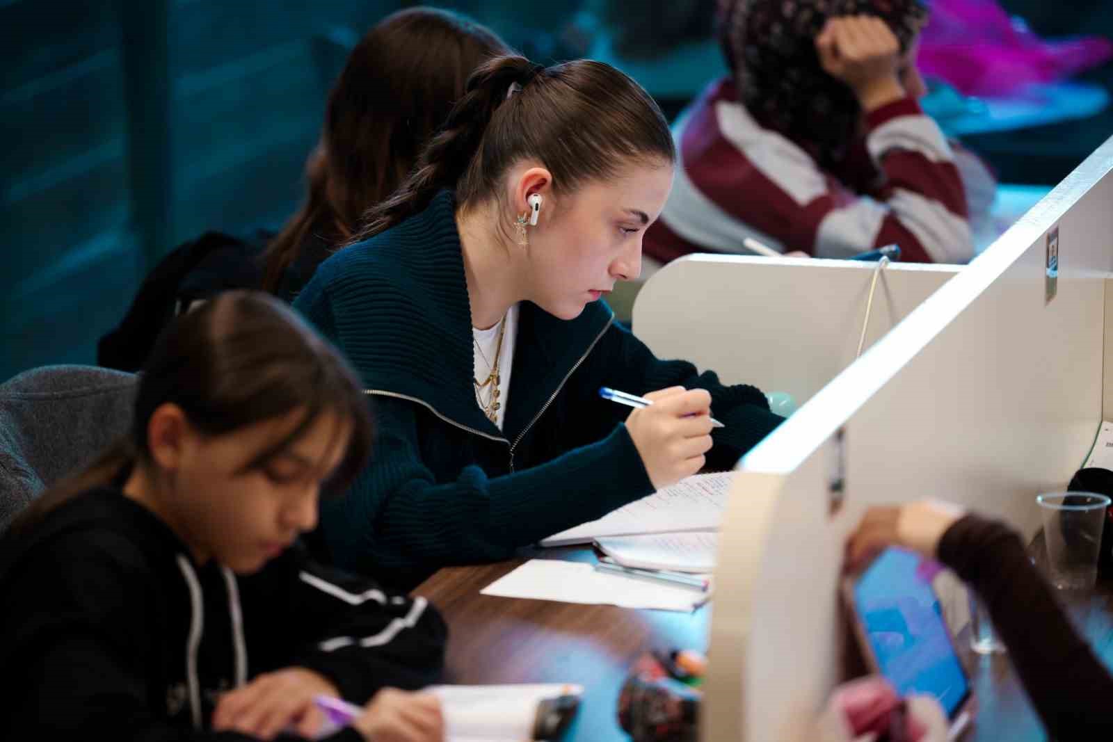 Kocaeli’de yeni nesil kütüphaneler 2 yılda 69 bini aşkın üyeye ulaştı
