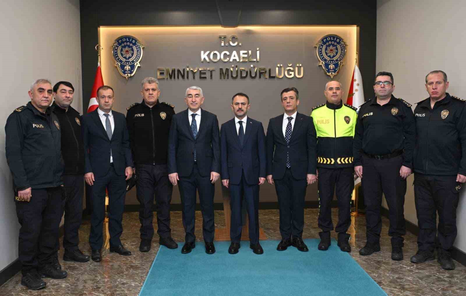 Kocaeli’de yılbaşı öncesi hazırlıklar tamam
