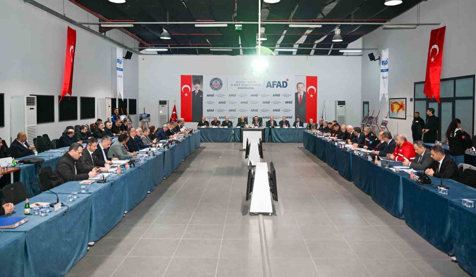 Kocaeli’de yılbaşı öncesi hazırlıklar tamam
