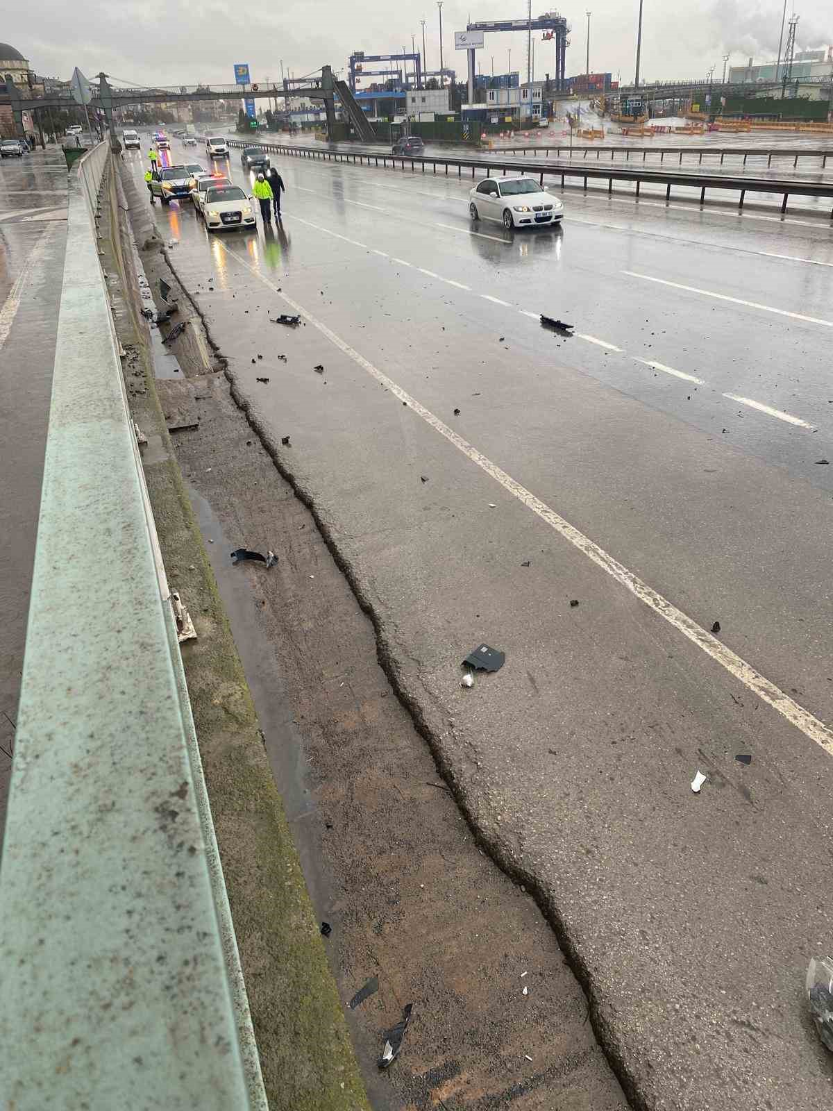 Kocaeli’de zincirleme kaza: 3 yaralı
