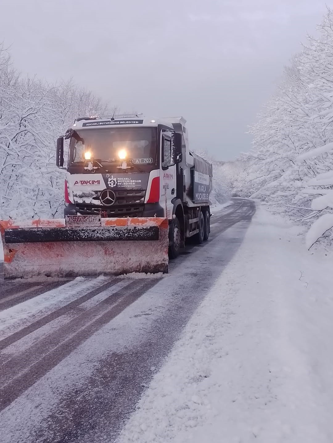 Kocaeli’nin yüksek kesimlerinde kar etkili oldu
