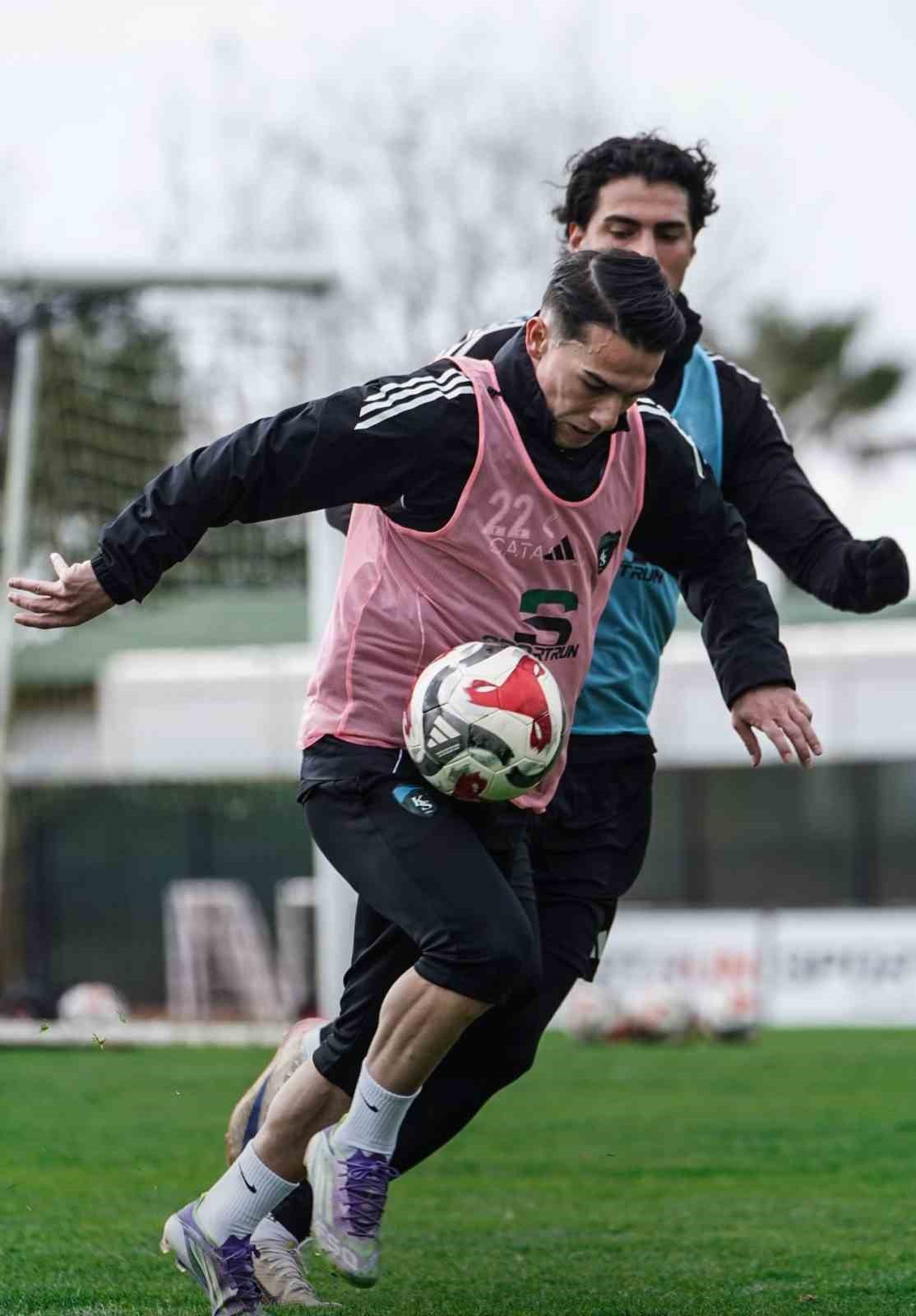 Kocaelispor, Beyoğlu Yeni Çarşı hazırlıklarını tamamladı
