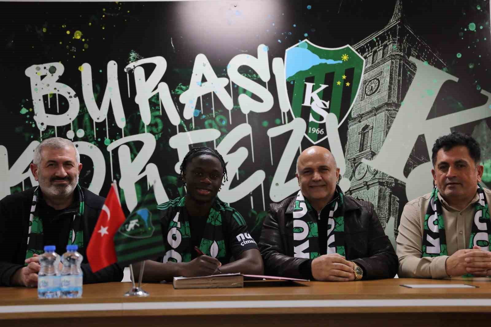 Kocaelispor, Manchester City’den Susoho’yu transfer etti
