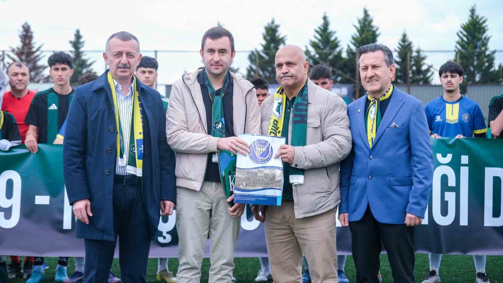 Kocaelispor U19 ile İskeçe Türk Birliği dostluk maçında karşılaştı
