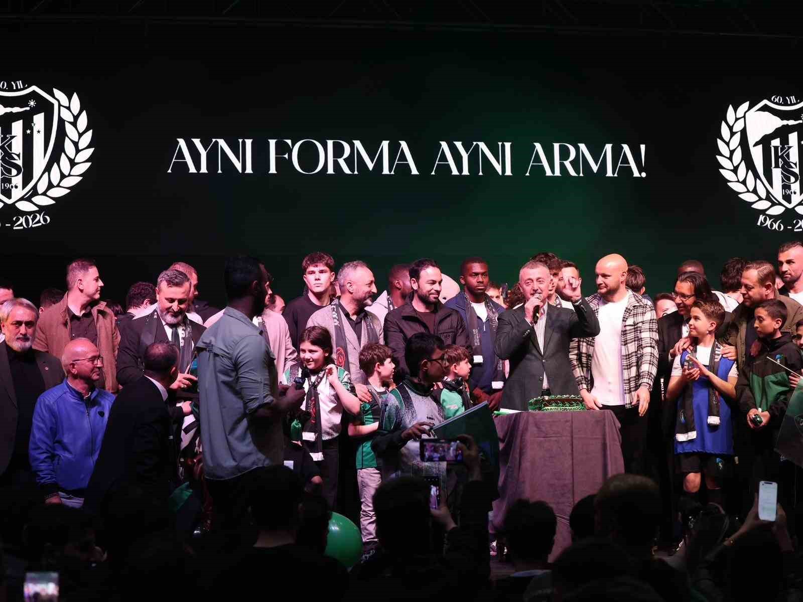 Kocaelispor’un 60. yılında "Efsane Forma" tiyatro oyunu sahnelendi
