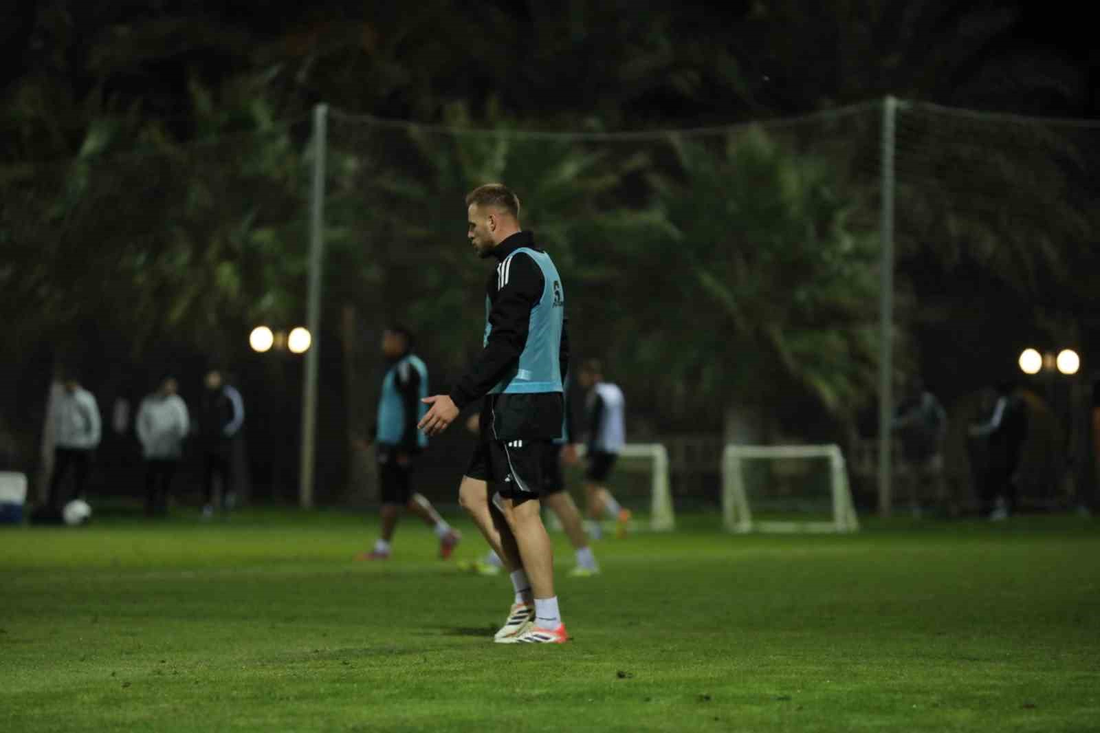 Kocaelispor’un Antalya kampı başladı
