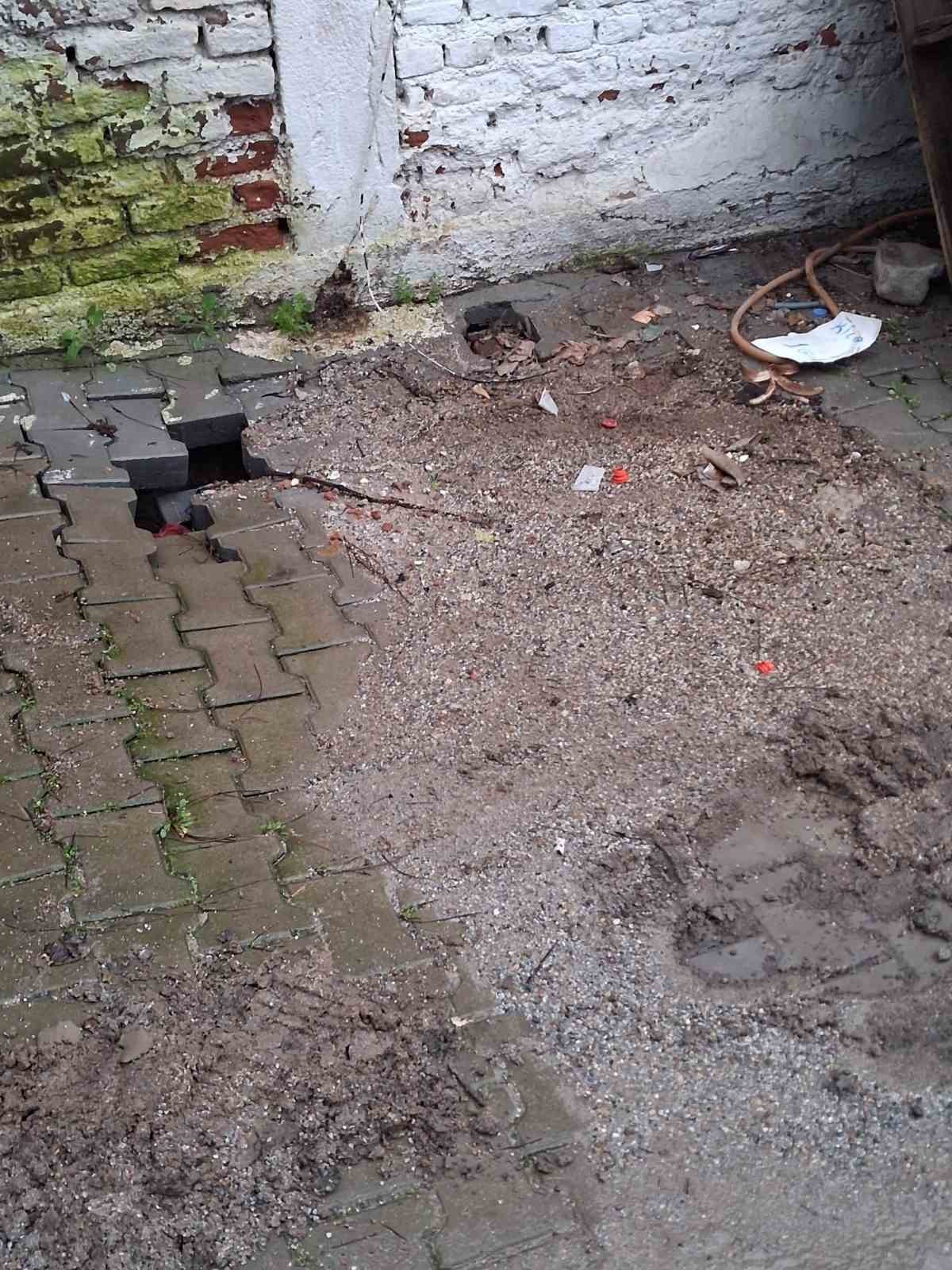 Koçarlı’da bozuk yollar onarıldı, Cihanoğlu Camii çevresi yeniden düzenlendi
