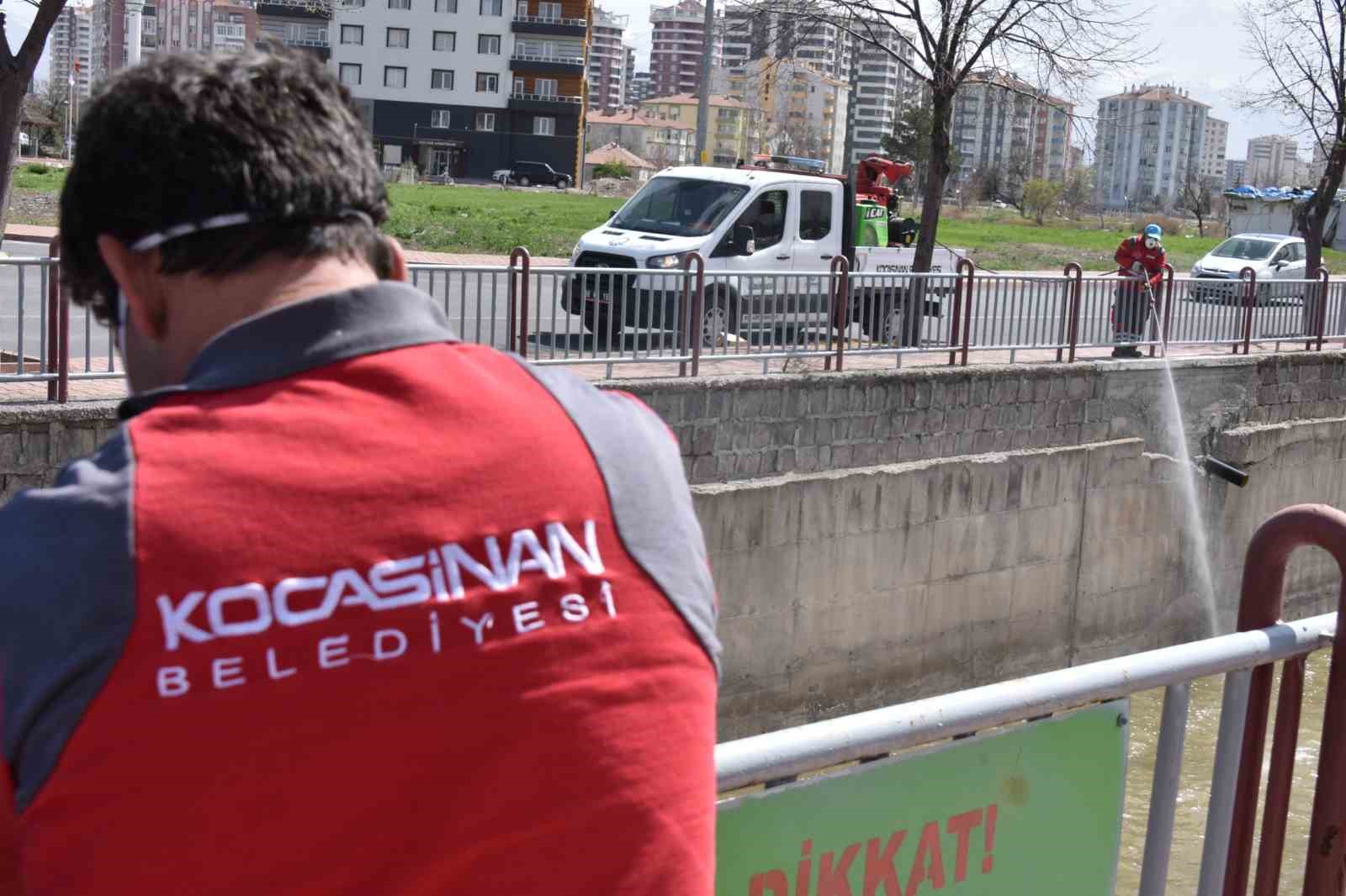 Kocasinan’da 12 ay kesintisiz çevreci ve bilimsel yöntemlerle haşere mücadelesi
