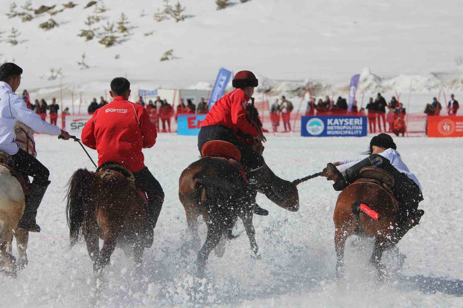 Kökbörü Oyunları Erciyes 2026 nefes kesti

