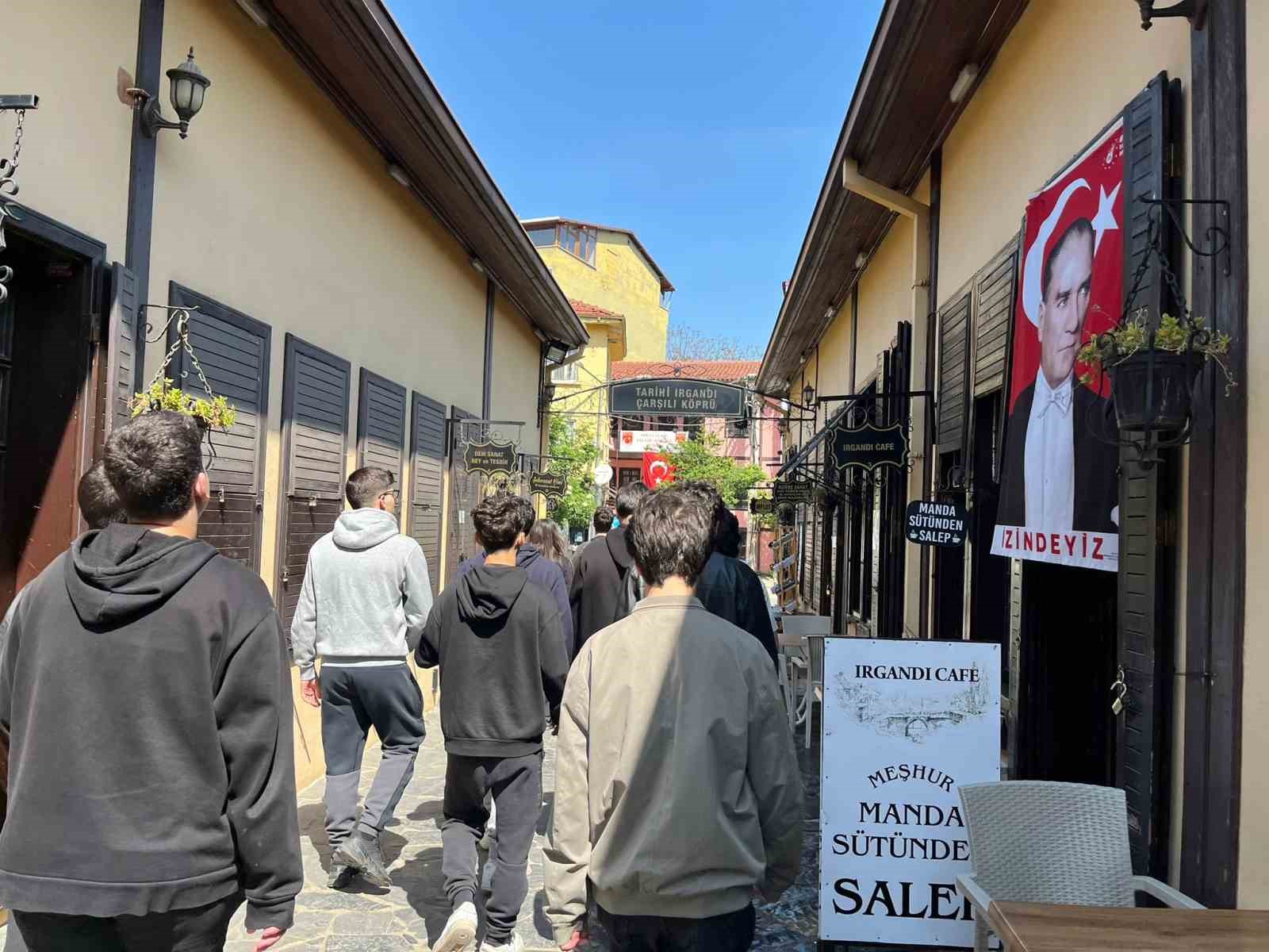 "Köklerden Geleceğe Erkek Liseleri Birliği" Bursa’da gerçekleşti
