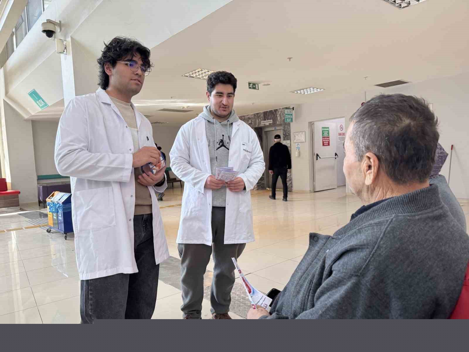 Kolon kanseriyle mücadelede erken teşhis hayat kurtarıyor
