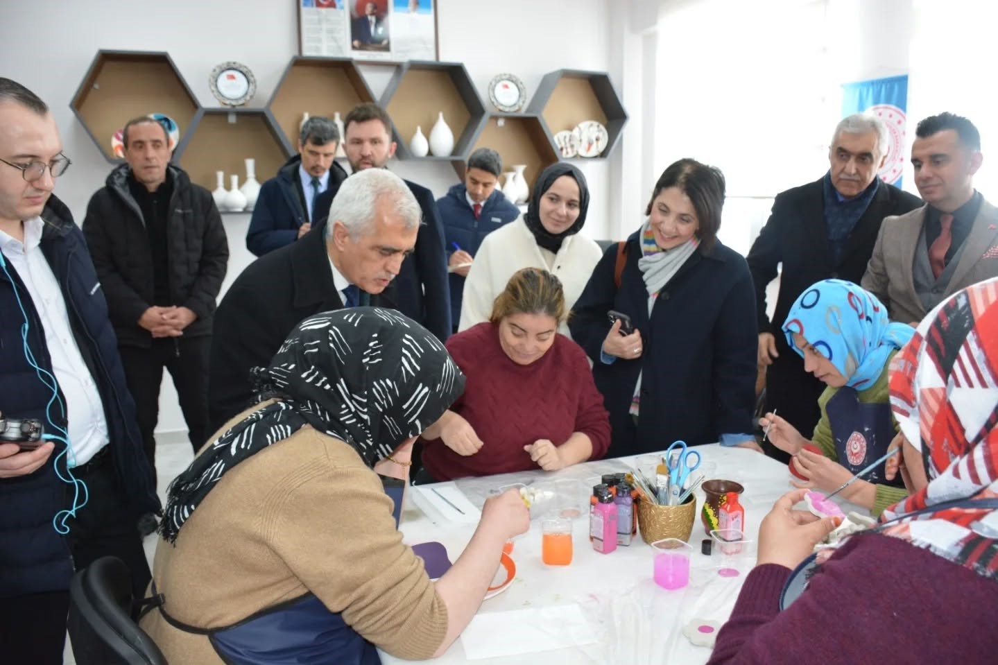 Komisyondan engellilere ziyaret
