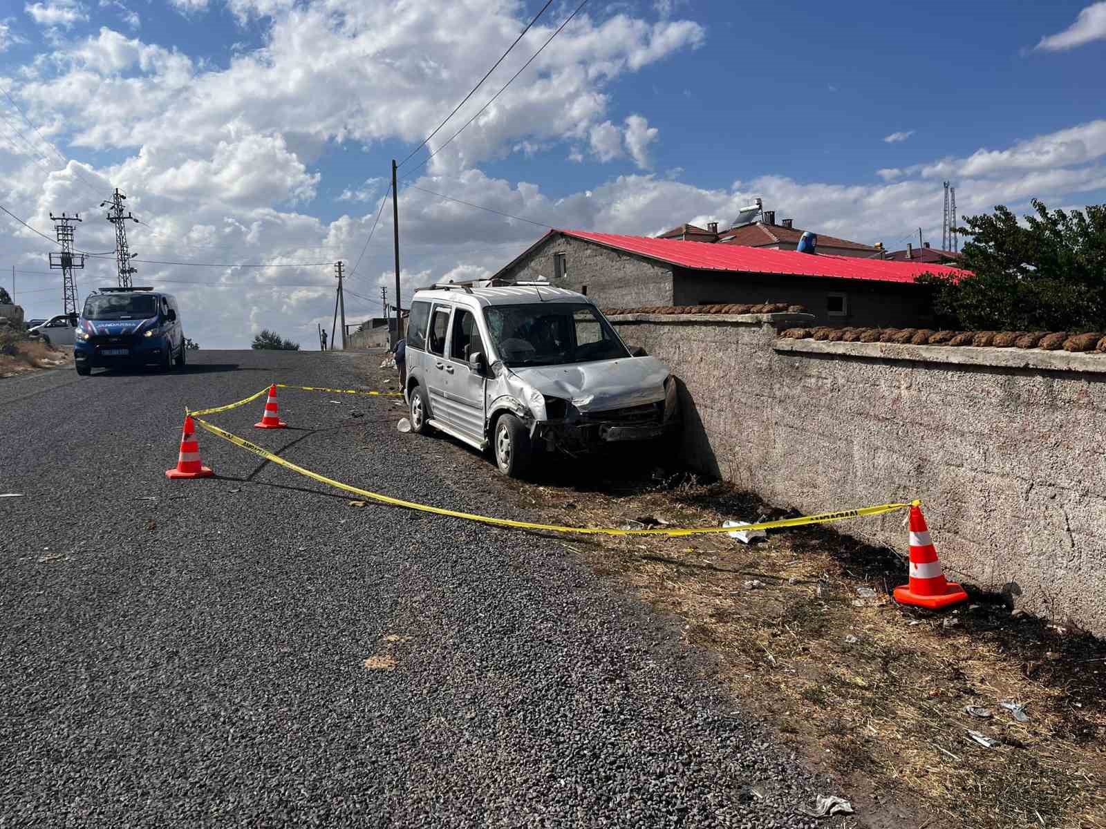 Komşularını öldüren baba ve oğluna ağır ceza
