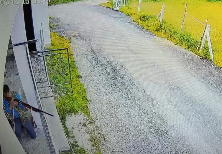 Komşusuna tüfekle ateş açan zanlı tutuklandı
