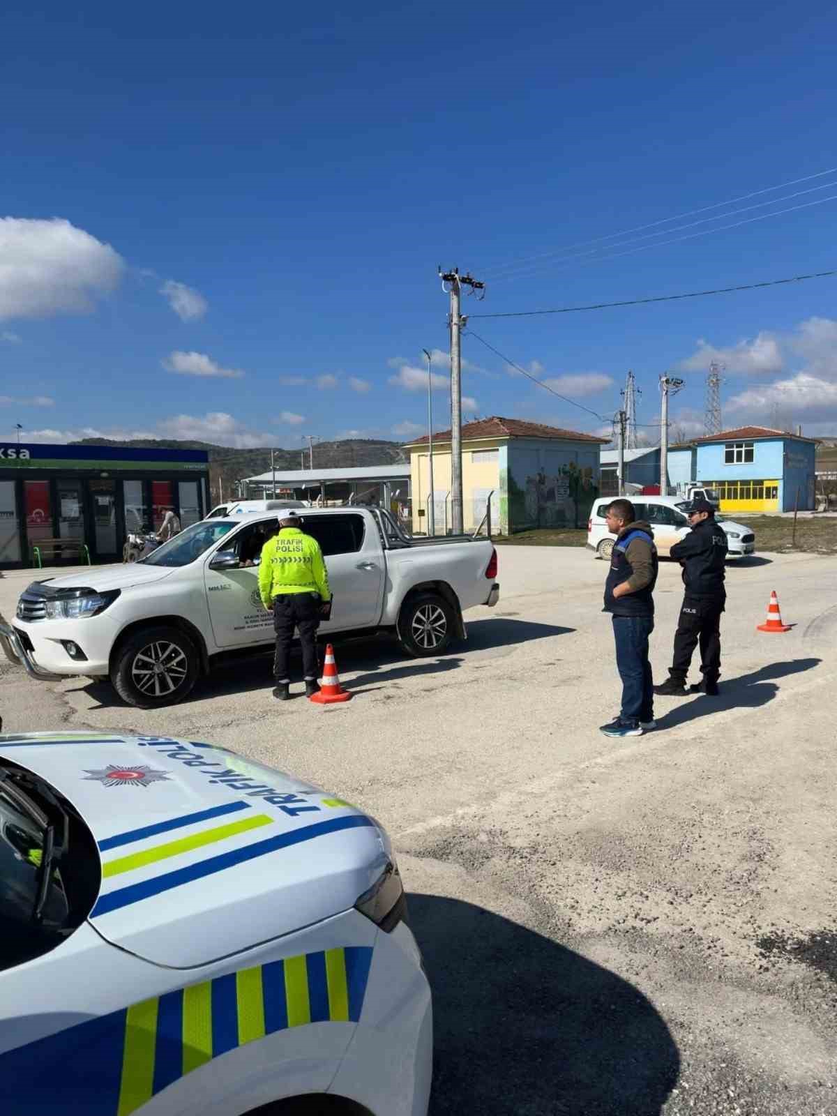 Kontrolsüz hayvan sevkiyatlarına yol denetimi
