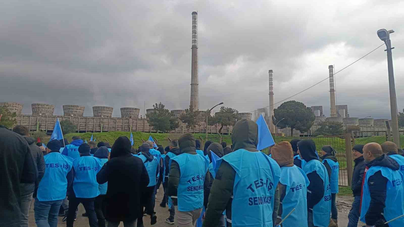 Konya Şeker’e bağlı Soma Termik Santrali’nde işçiler sokağa döküldü
