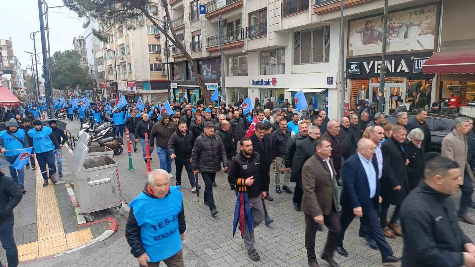 Konya Şeker’e bağlı Soma Termik Santrali’nde işçiler sokağa döküldü
