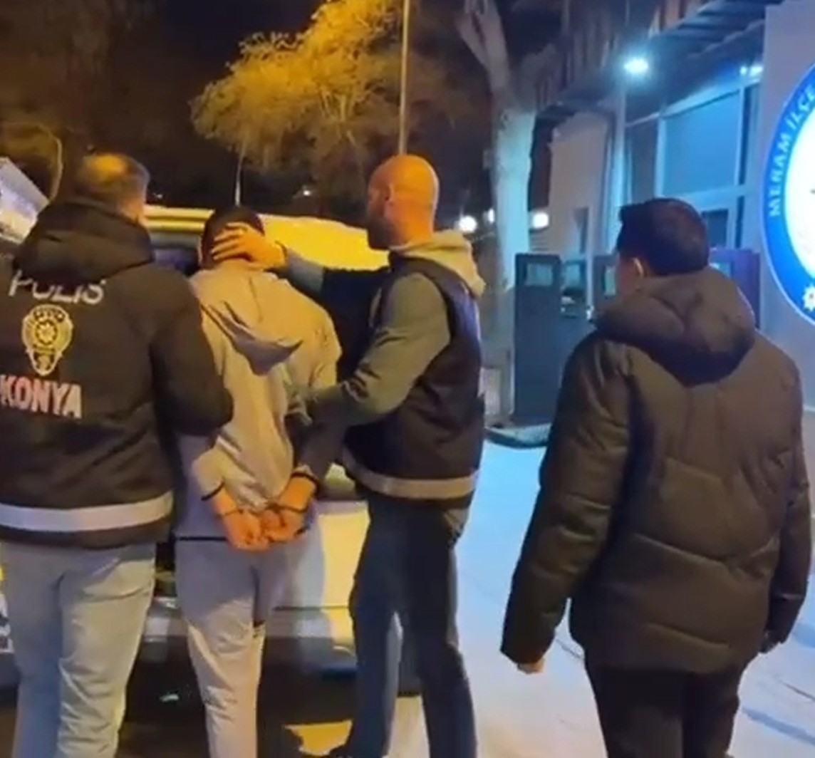 Konya’da çatı hırsızlarına nefes kesen takip
