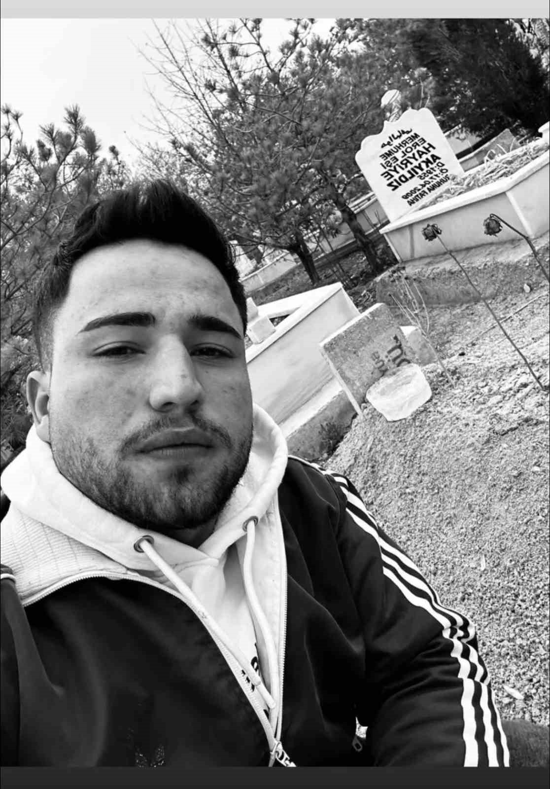 Konya’da kafedeki kavgada ölen genç toprağa verildi
