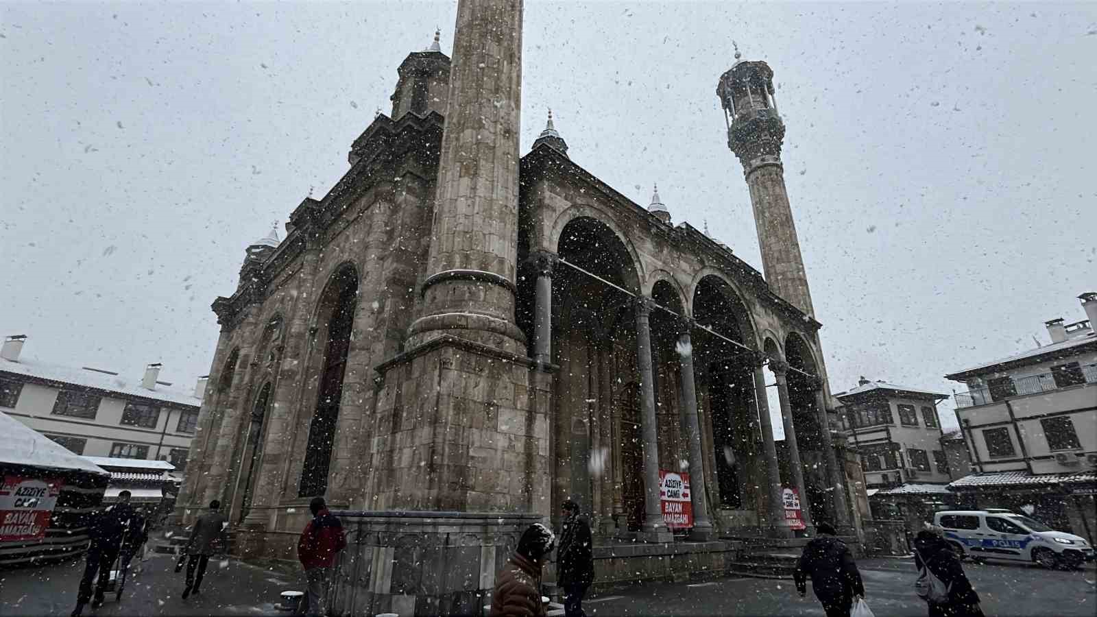 Konya’da kar sürprizi
