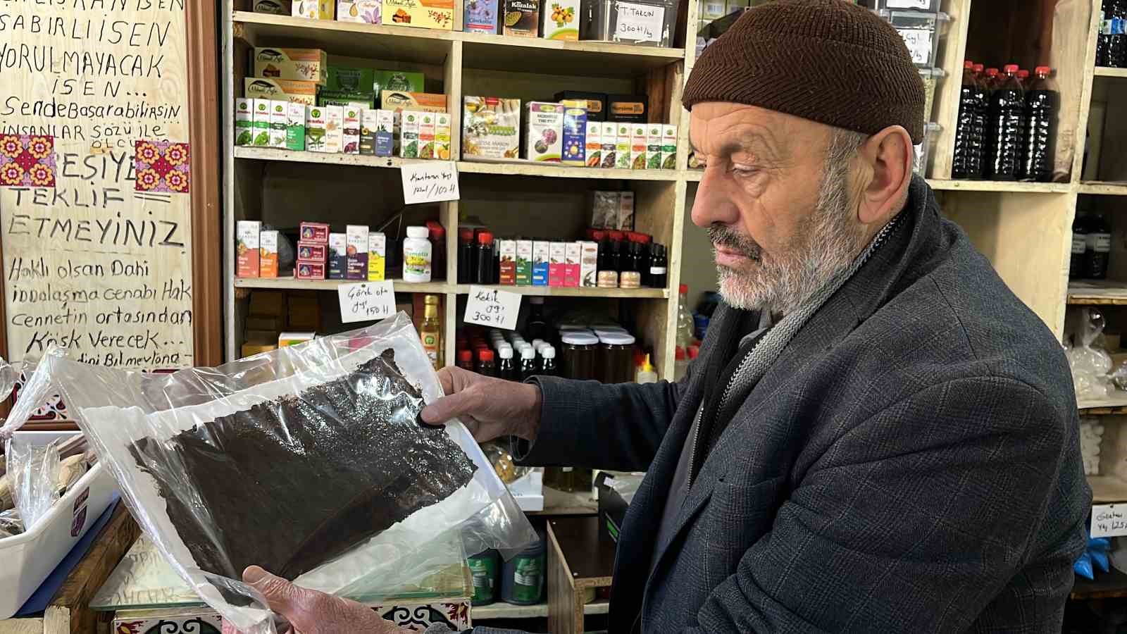 Konya’da katrancılık mesleğini 65 yıldır yaşatıyorlar
