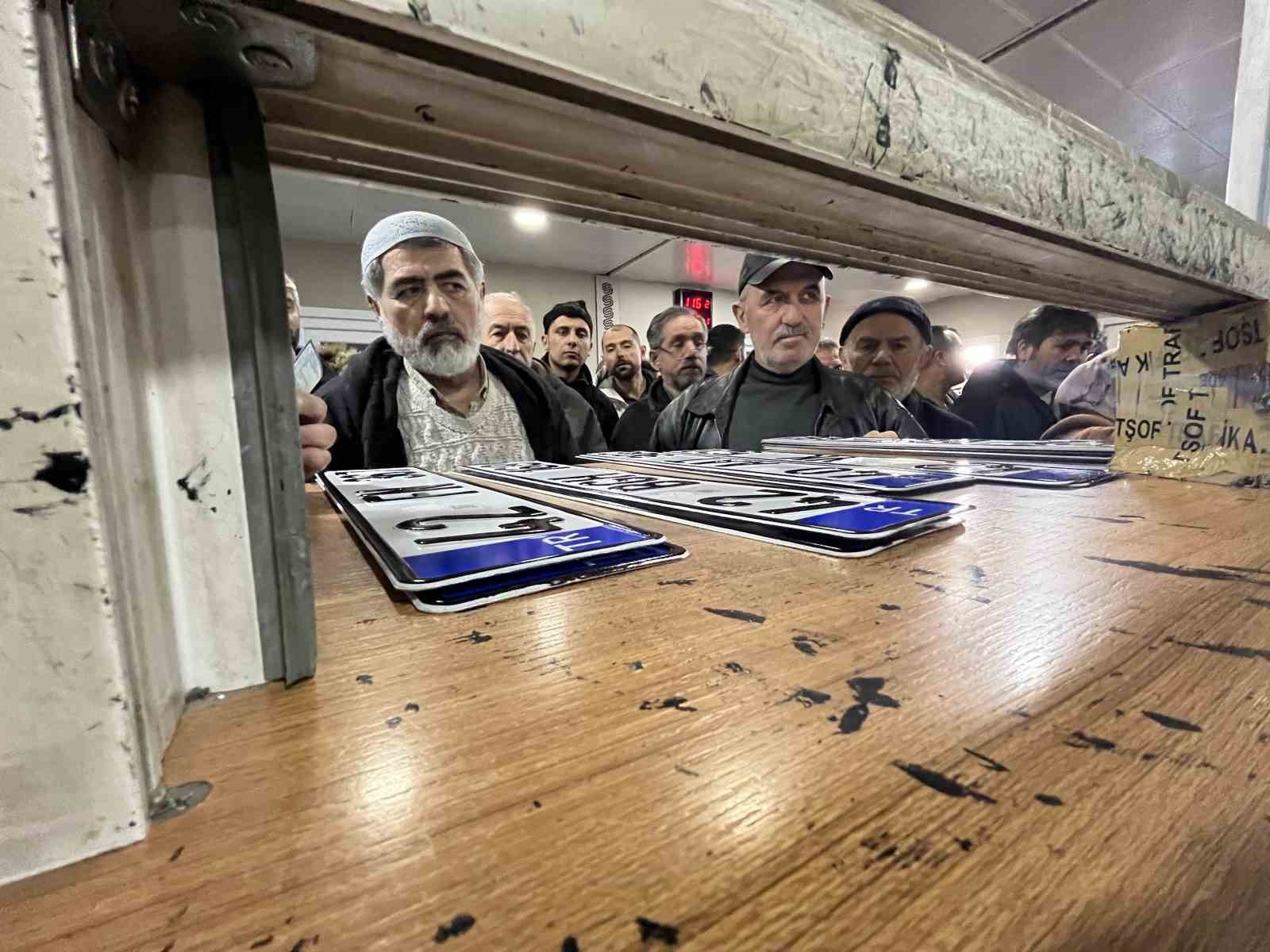 Konya’da plaka basım yoğunluğu devam ediyor
