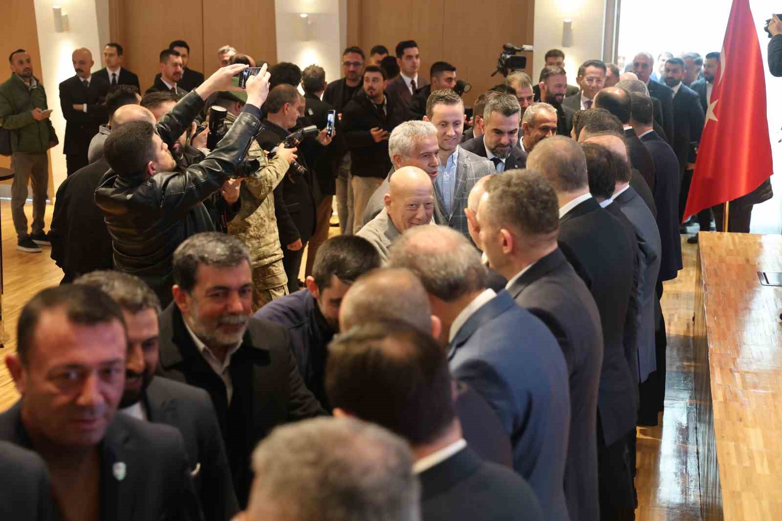 Konya’da protokol bayramlaşma programı düzenlendi
