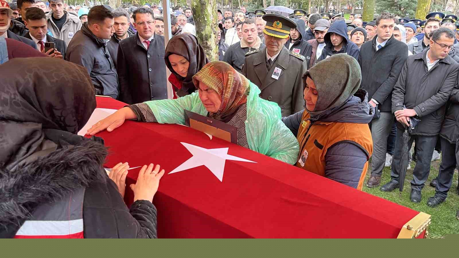 Konyalı şehit Uzman Çavuş Selman Akarsel son yolculuğuna uğurlandı
